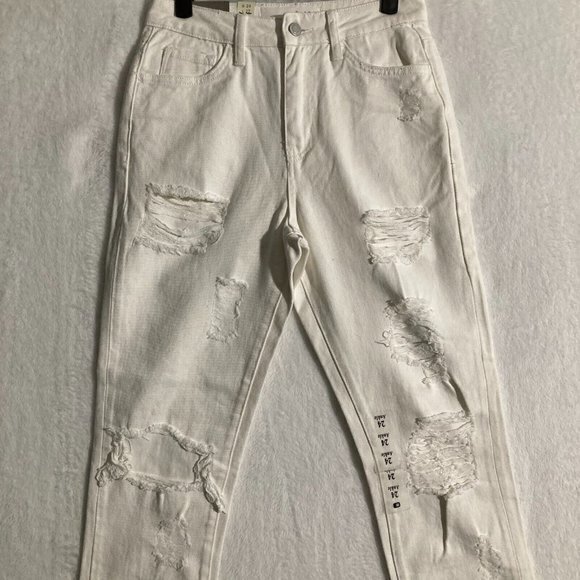 NWT Buckle Bridge by Gly Womens Jeans 24x27 Mom Fit White Denim Distressed Pants - Picture 2 of 13